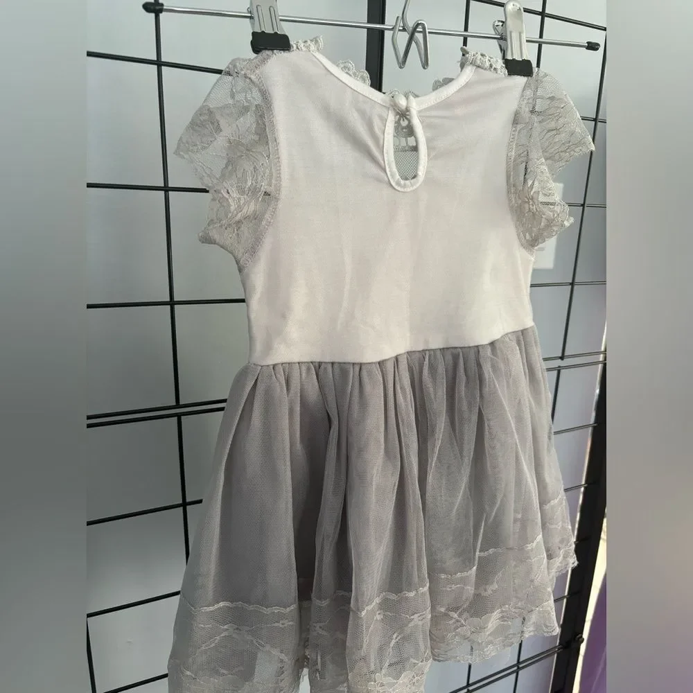 Light Gray Vintage Inspired Lace Party Dress EUC